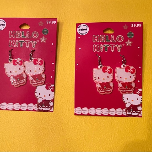 Hello Kitty Christmas earrings bundle - Picture 7 of 7